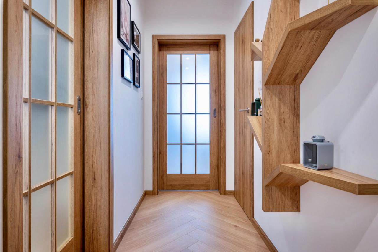 ולקה לומניקה Tatrystay Cactus Luxury Apartments High Tatras מראה חיצוני תמונה